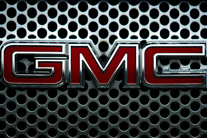 GMC Reveals the 2022 GMC Hummer EV Truck with 1,000 Horsepower; to Debut for $112,595