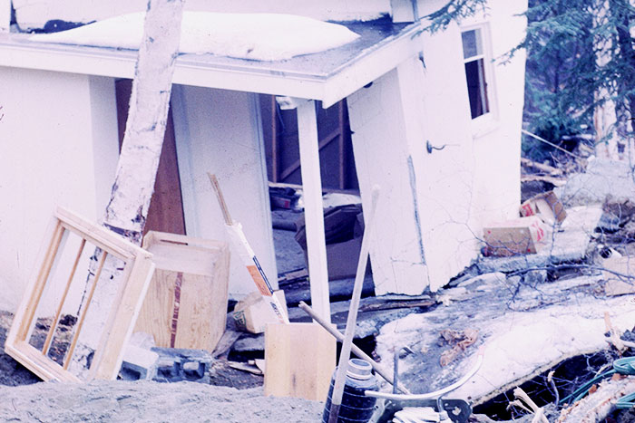 Earthquake of Magnitude 7 Strikes Turkey, Leaving at Least 6 People Dead