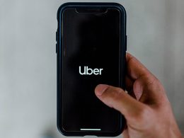 Uber Loses $1.09 Billion, Expected to Recover as Food Delivery Service Continues to Boom