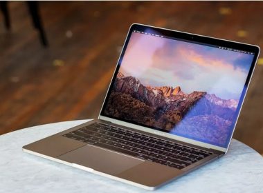 Apple to Replace Batteries for Customers Using Its 2016 and 2019 MacBook Pros for Free
